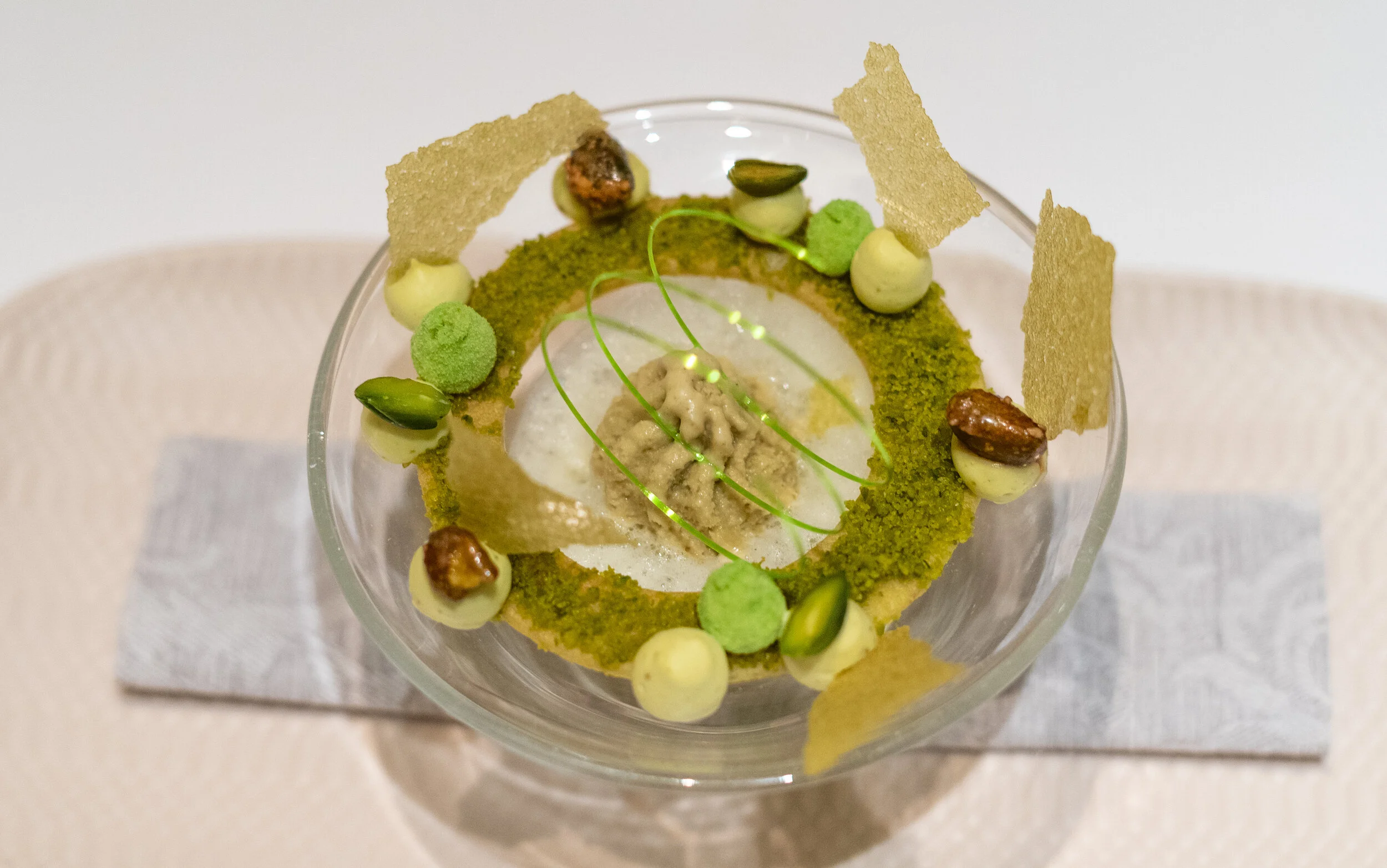 Review of Hôtel de Ville de Crissier, Three Michelin Star